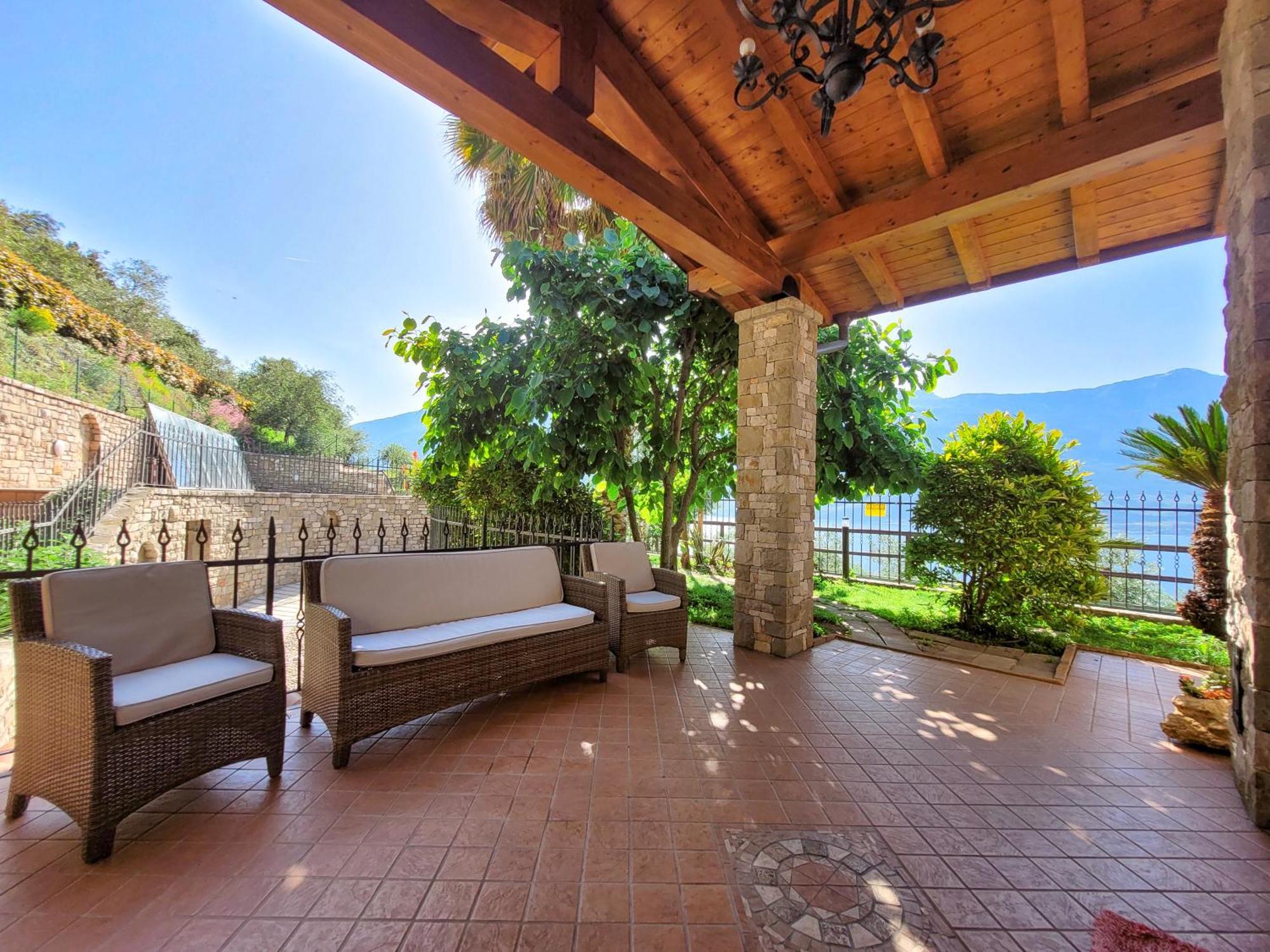 Villa Fior Di Loto Limone sul Garda Exterior foto